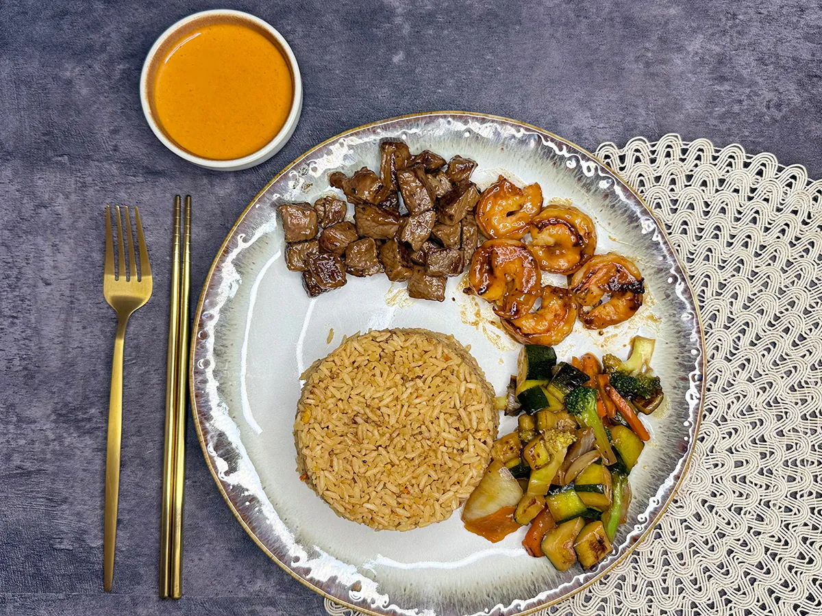 Stir-fried beef and shrimp with vegetables at 3 Ninja's Washingtonville，a Japanese Restaurant in Washingtonville